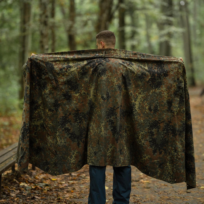 Véritable abri de l'armée allemande demi-bâche fleckt. poncho de tente en toile imperméable