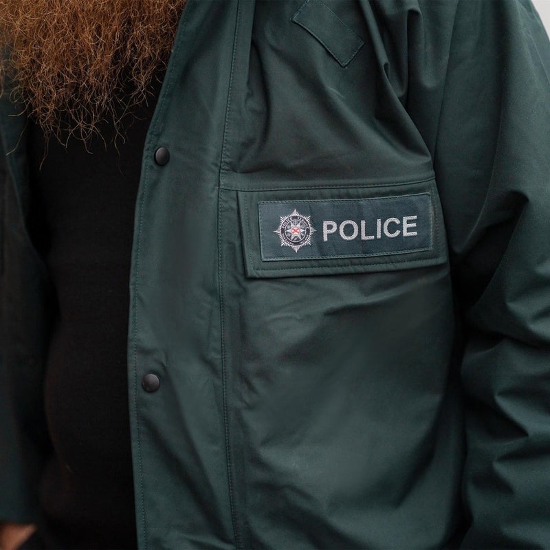 Originele Britse politie -uniform anorak waterdichte parka regenjat onbeleverd groen