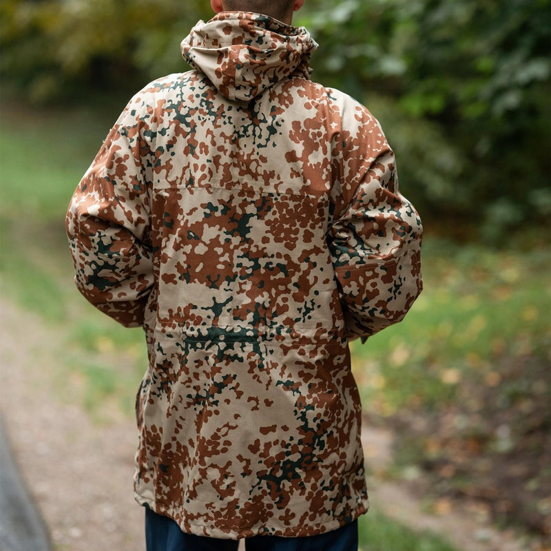 Veste de pluie originale de l'armée danoise imperméable à capuche tactique camouflage désert M84 NEUF