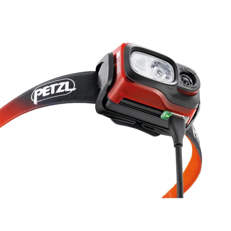 Petzl Swift RL Head zaklamp 1100 lumen oplaadbaar waterbestendig oranje